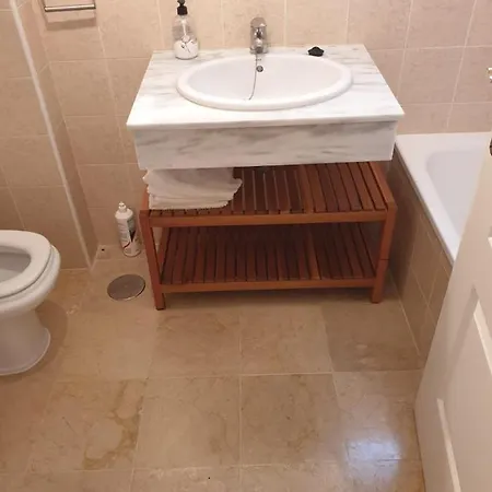 3 Bedrooms With Pool & Parking, Close To Sea And Gibraltar 마닐바