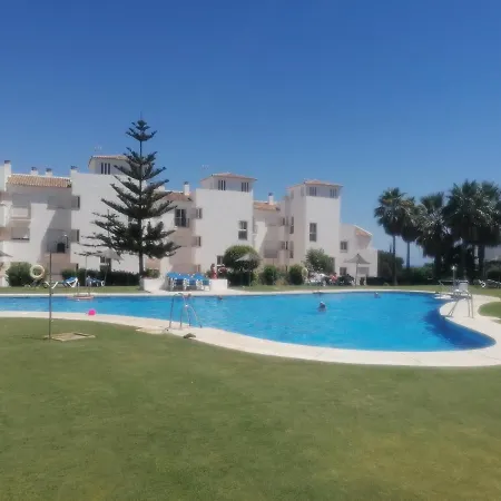 3 Bedrooms With Pool & Parking, Close To Sea And Gibraltar