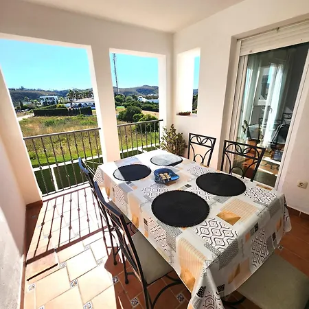 アパート 3 Bedrooms With Pool & Parking, Close To Sea And Gibraltar *